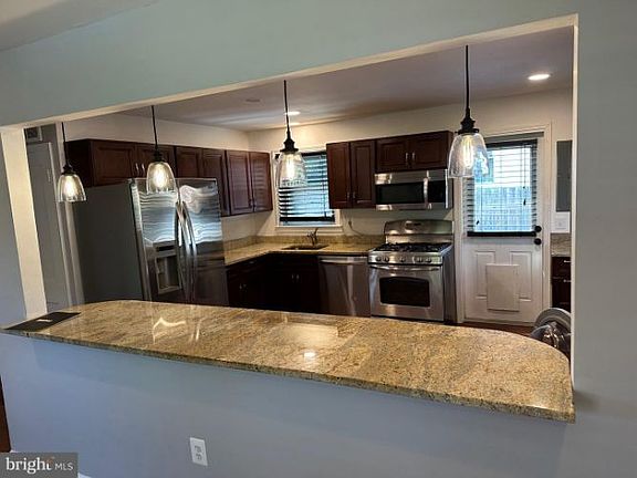 4th image of 2018 6th St S Unit A
