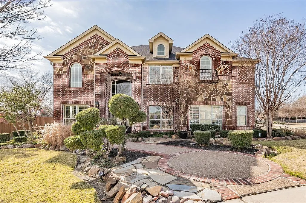 5 bed, 4.0 bath, 4042 sqft, $7,000 — Photo 1