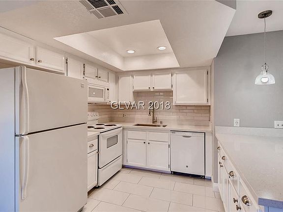 4th image of 925 Falconhead Ln Unit 201