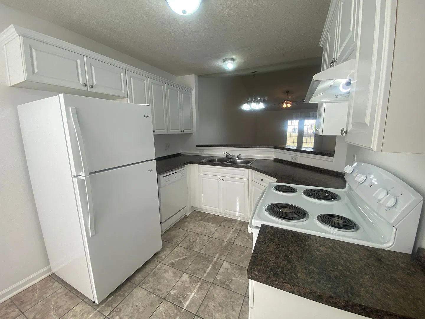 Northeast Arcadia Lakes — Photo 3