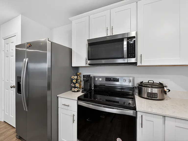 4429 Greyberry Dr — Photo 8