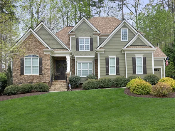 515 Bexley Bluff Ln, Cary, NC 27513