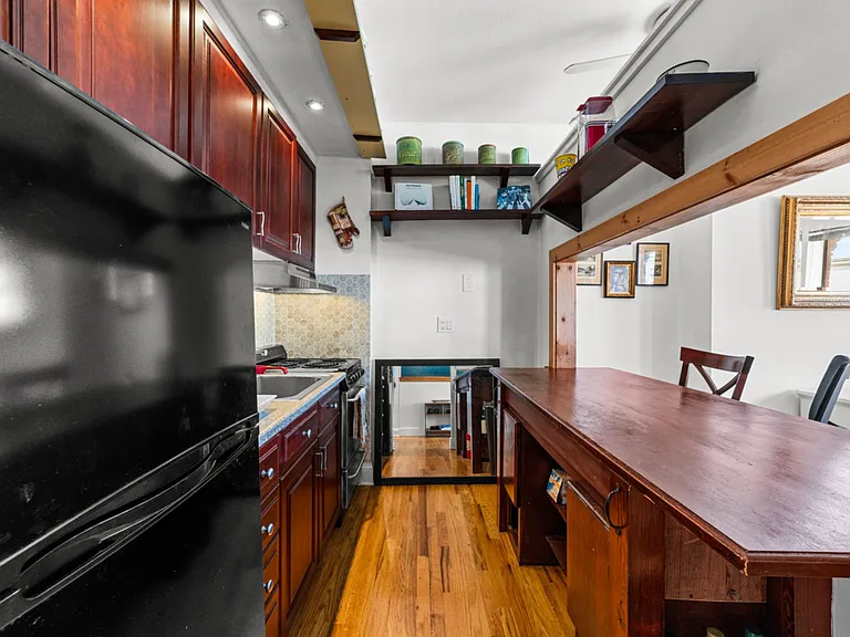 94 Washington St #20 — Photo 10