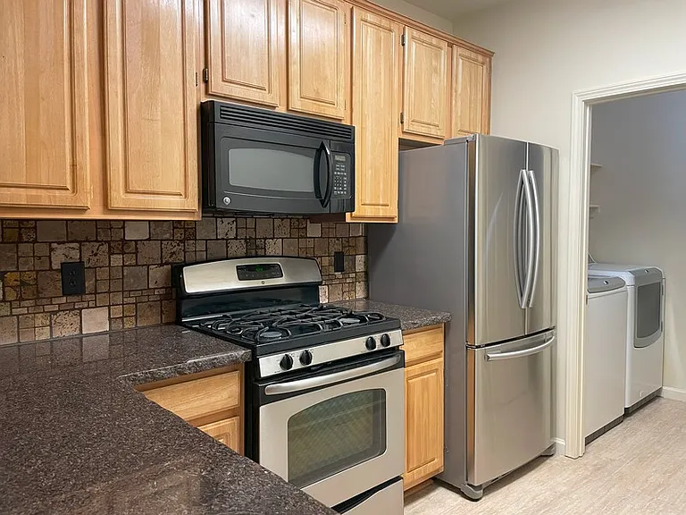 900 S Meadows Pkwy #723 — Photo 7