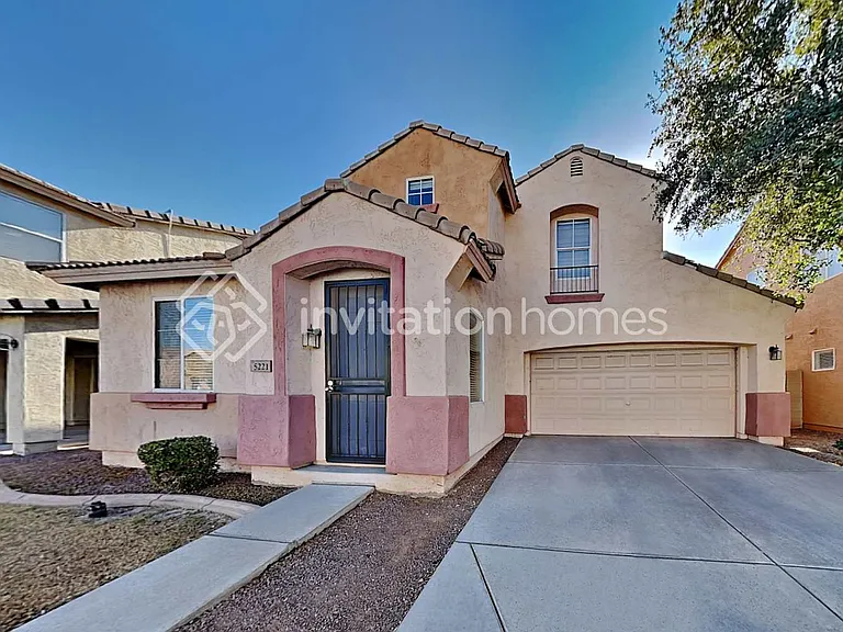 5221 W Fulton St — Photo 1