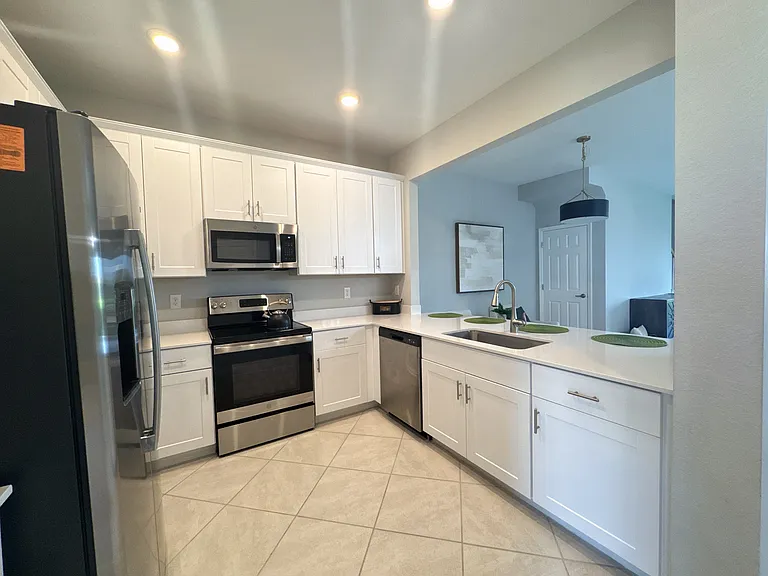 2800 Blossom Way — Photo 3