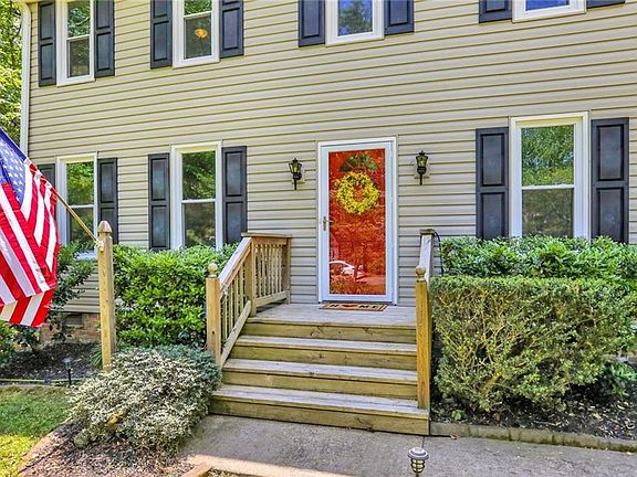 4th image of 111 Kenmar Dr