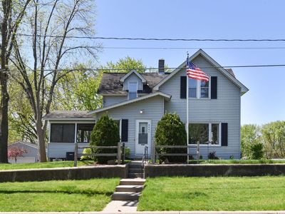 8541 Kennedy Memorial Dr, Saint Bonifacius, MN, 55375