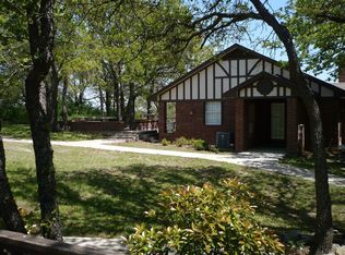 201 Three Skillet Rd, Springtown, TX 76082