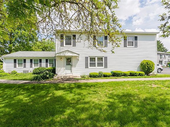 2nd image of 6 Eagle Ln