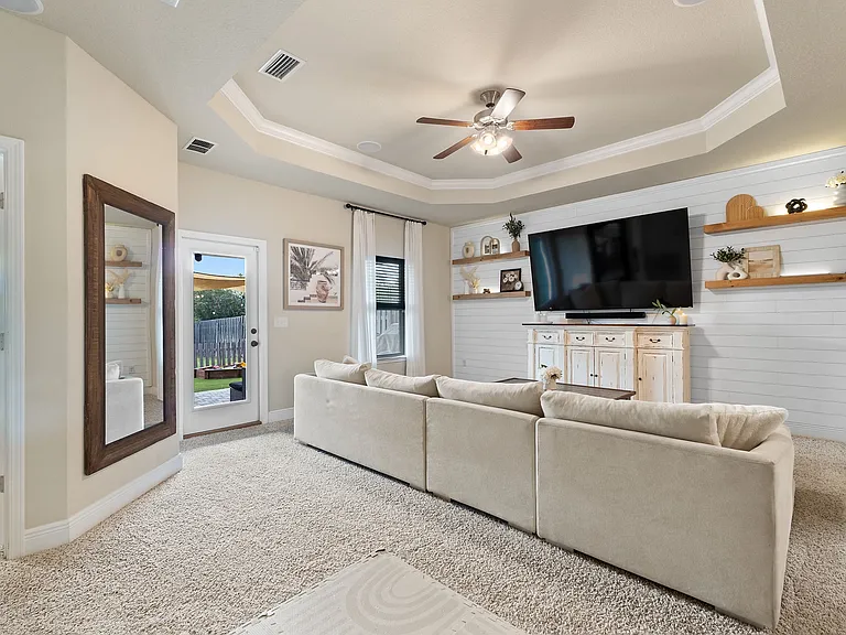 1701 Waterford Sound Blvd — Photo 10