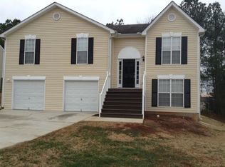 1125 Village Crk, Jonesboro, GA 30238