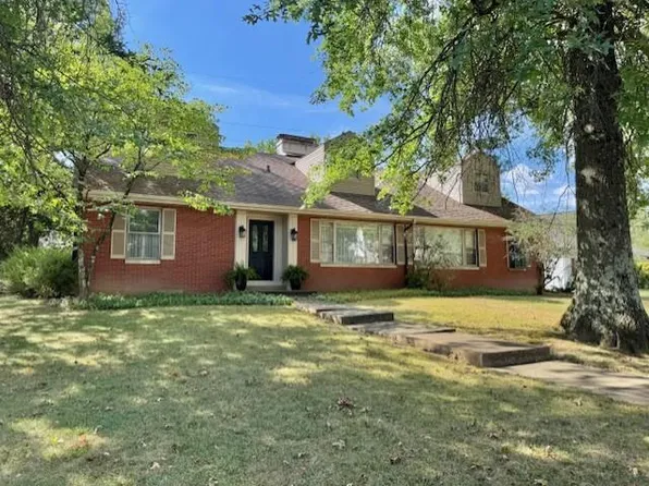 20 Forest Hills Drive, Wheeling, WV 26003