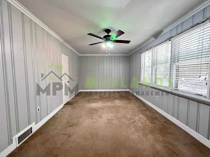 2417 Clark St — Photo 18