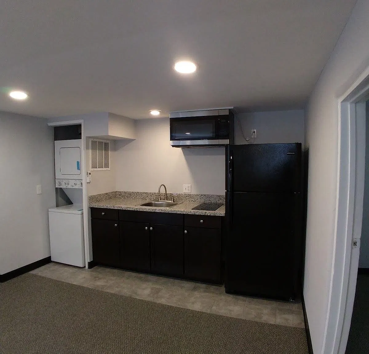 1 bed, 550 sqft, $1,750 — Photo 3
