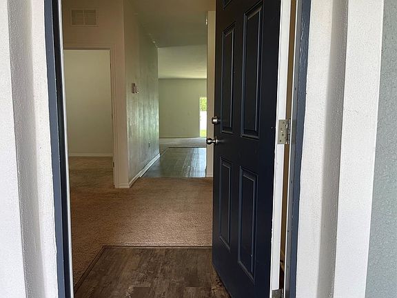 3rd image of 2858 NEVERLAND DRIVE