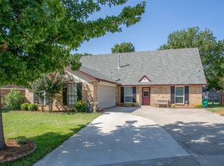 9 Tanglewood Dr, Hickory Creek, TX 75065