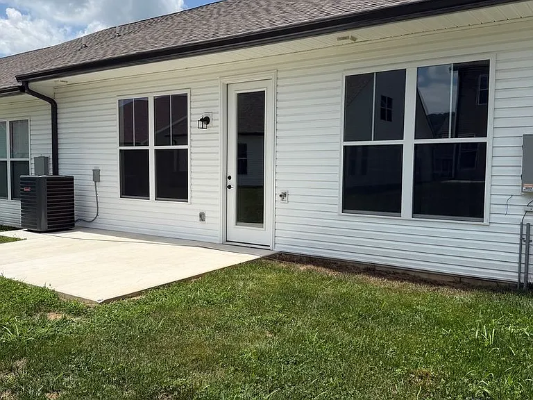 8760 James Creek Dr — Photo 21