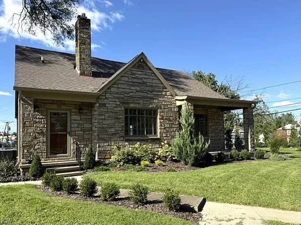 1119 Abbey Pl, Zanesville, OH 43701