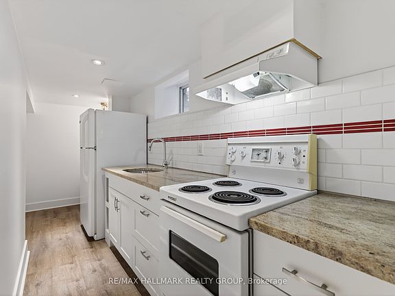 5th image of 50 Aylmer Ave