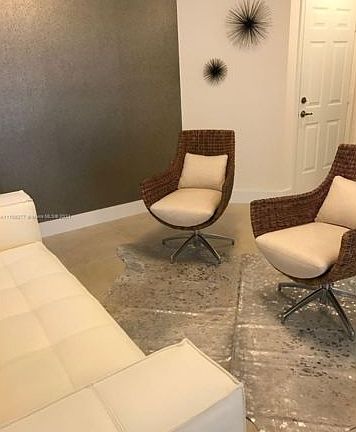 4th image of 10449 NW 61st St #0