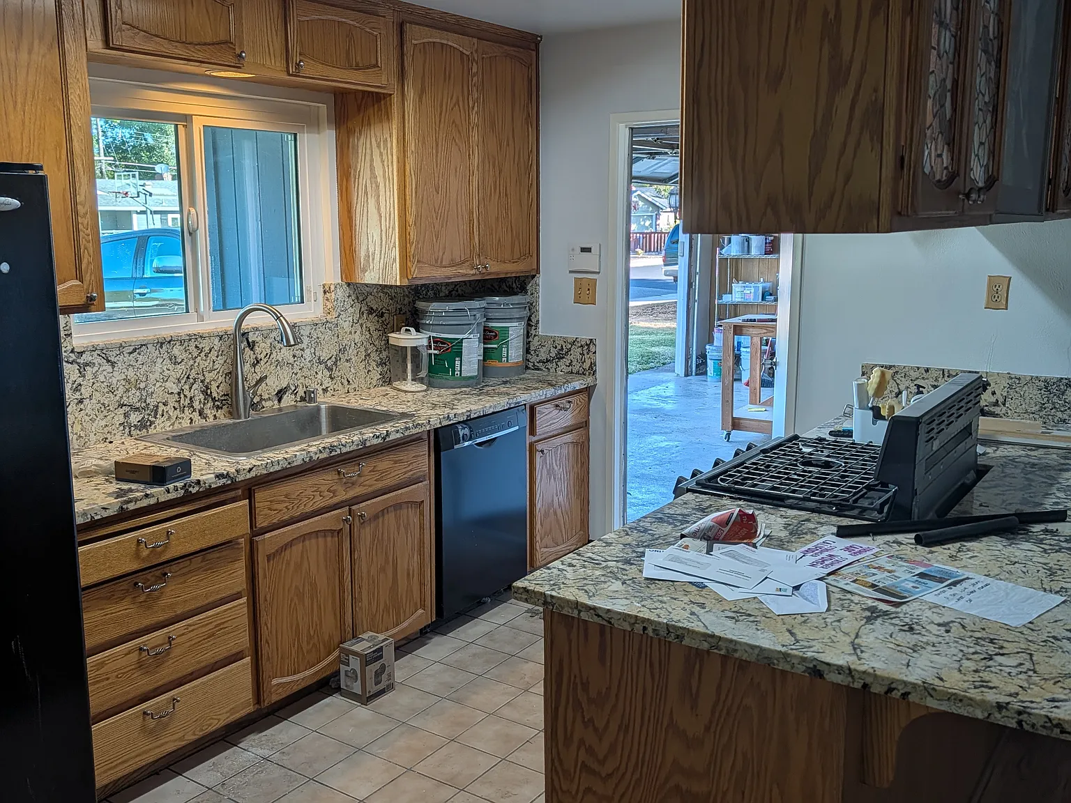 3 bed, 1.5 bath, 1582 sqft, $2,800 — Photo 2