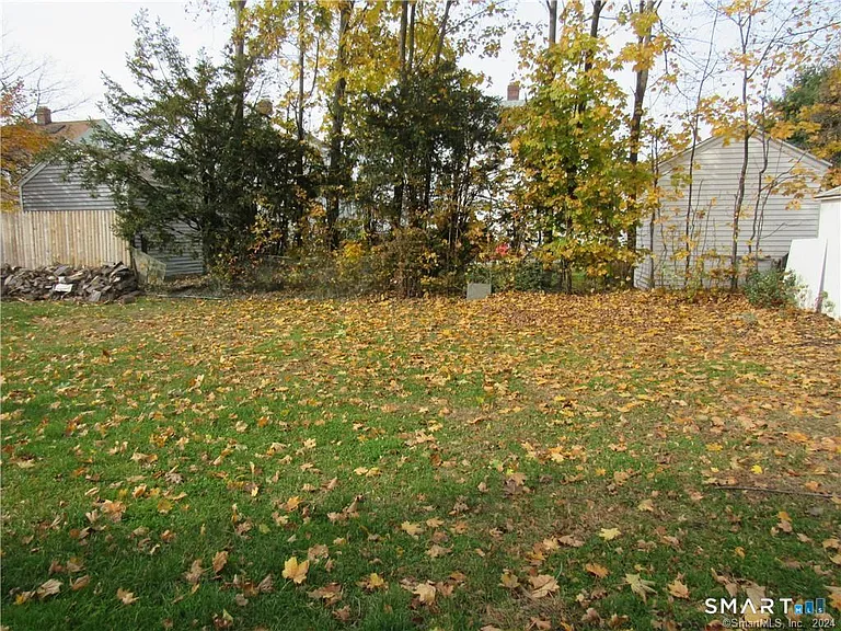 36 Rochford Ave — Photo 29