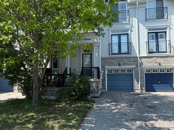 102 Lake Ave, Richmond Hill, ON L4E 3G6