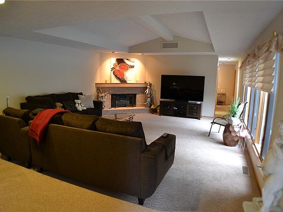 2nd image of 8672 Gatewood Dr