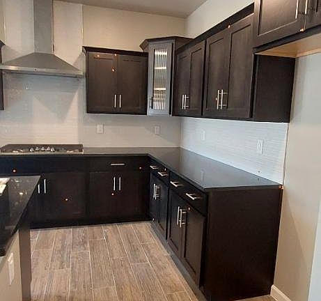 4th image of 929 Nickel Hill Ave