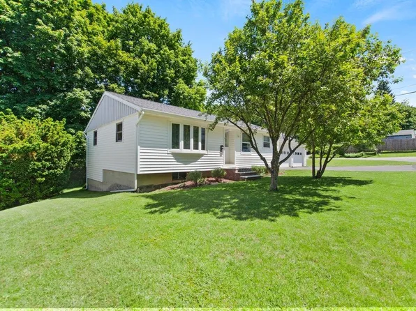 112 Norton Street, Bennington, VT 05201