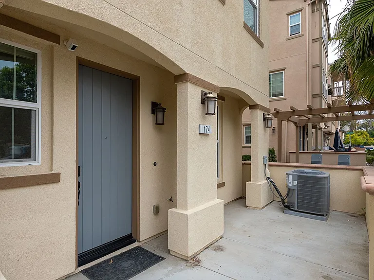 174 Prairie St — Photo 32