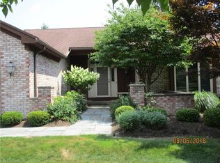 22 Tobey Brk, Pittsford, NY 14534