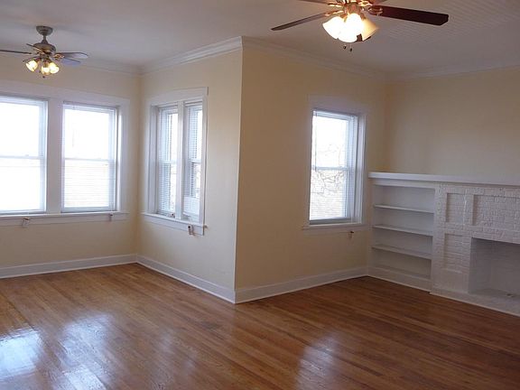 5th image of 3819 W Wrightwood Ave #1