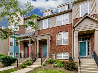 14 Thomas Ct #23-3, Grayslake, IL 60030