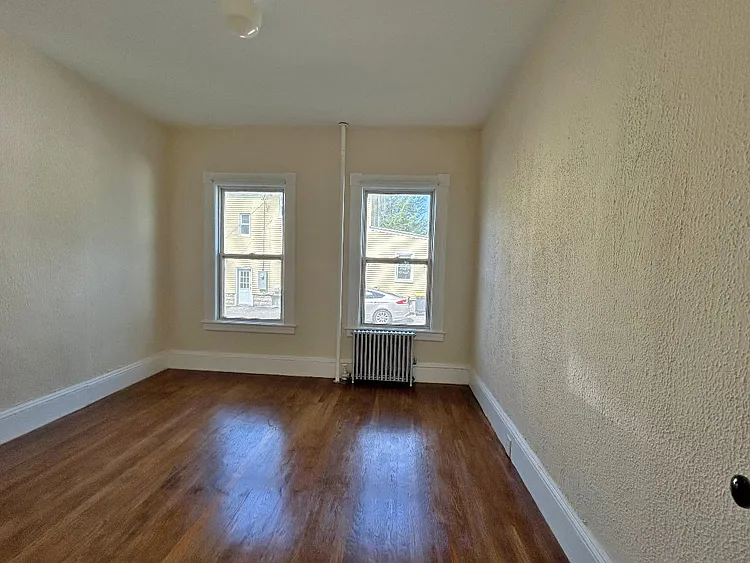 54 Lawnwood Ave #1 — Photo 13