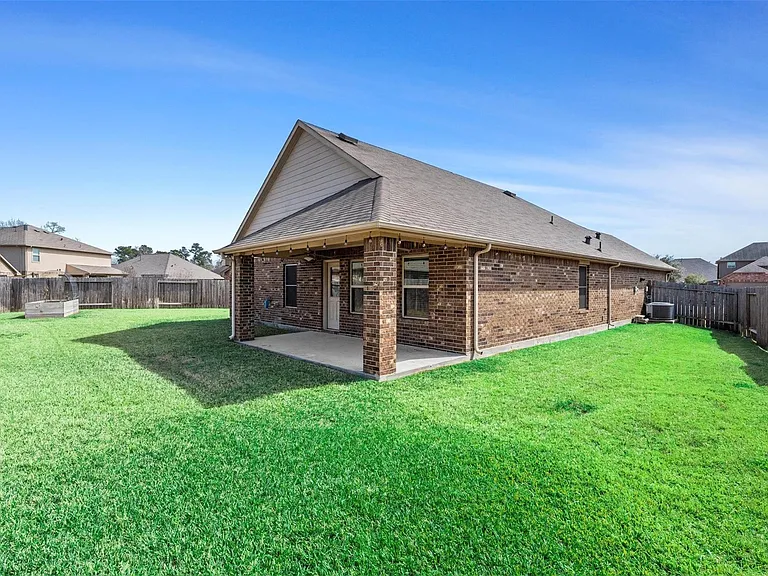 5210 Adria Hills Cir — Photo 33