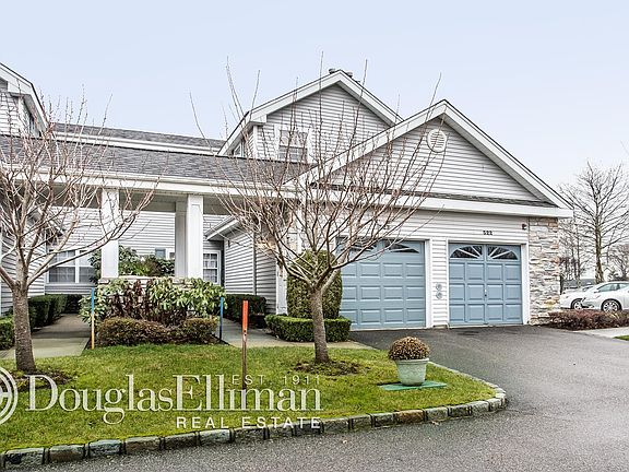 3rd image of 523 Highland Ct