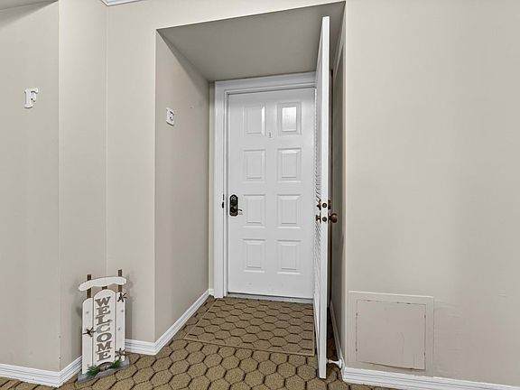 5th image of 1815 Mooringline Dr APT 2E