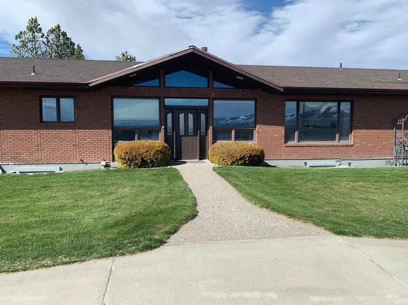 88 W 400 S, Burley, ID 83318