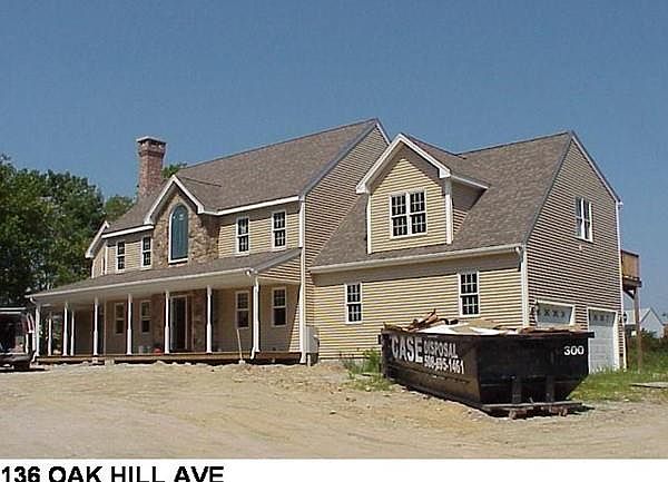 2nd image of 136 Oak Hill Ave