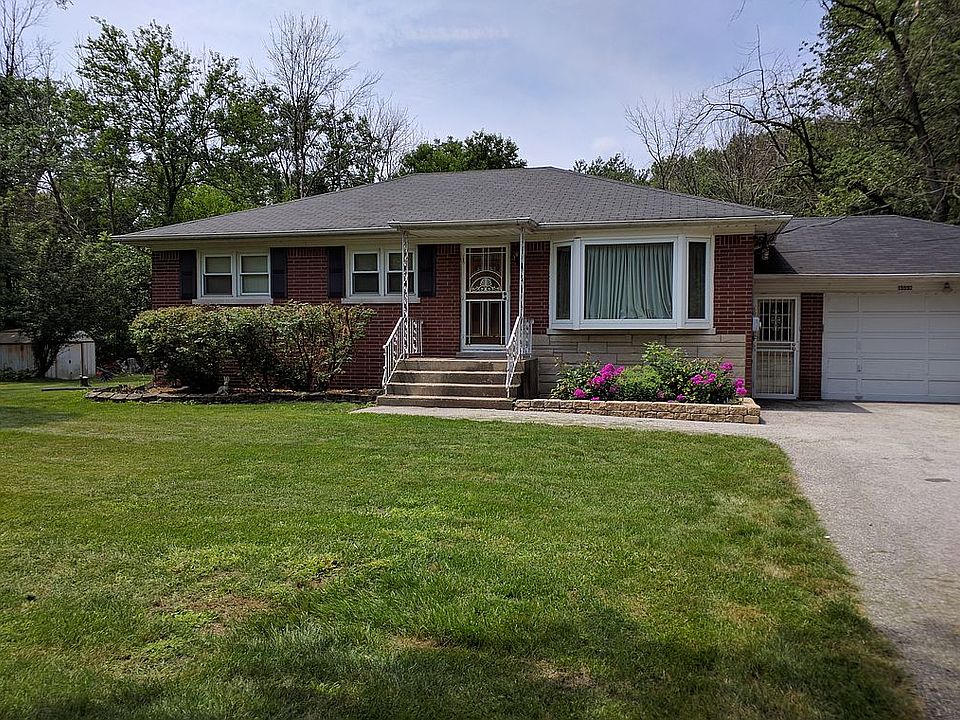 1st image of 15544 Merrill Ave