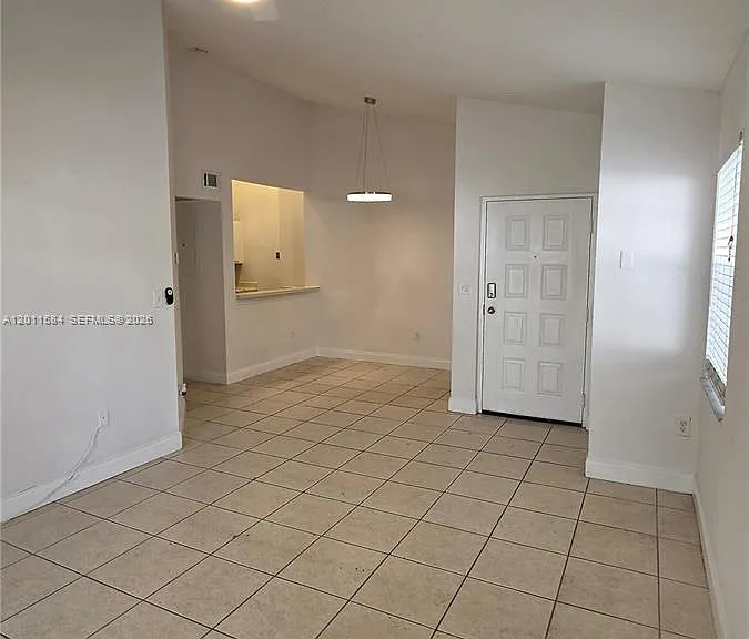 2880 N Oakland Forest Dr #214 — Photo 7