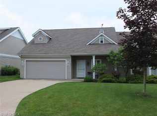 1527 Heron Point Dr, Lakemore, OH 44250
