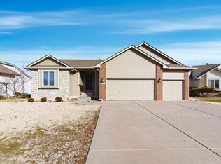 11420 E Pine Meadow Ct, Wichita, KS 67206