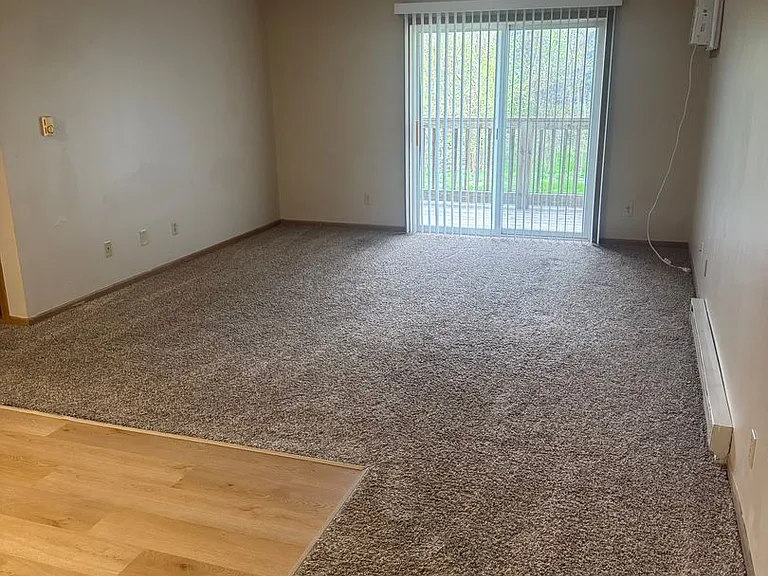1201 E Bell Avenue — Photo 10