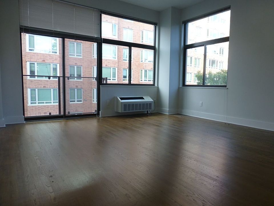 1st image of 230 E 124th St APT 3A