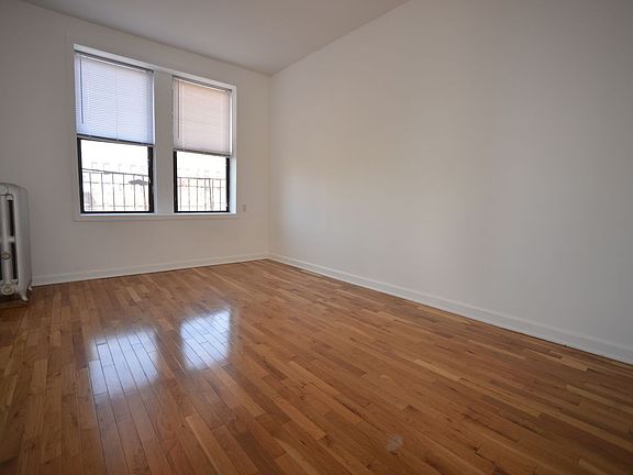 4th image of 23-02 29th Ave #4F