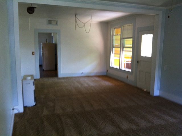 2nd image of 121 N 9th St