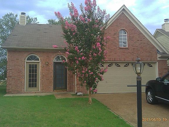 3rd image of 2252 Lake Springs Ln